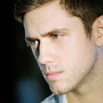 Aaron Tveit Vancouver Tickets