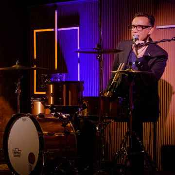 Fred Armisen in Vancouver