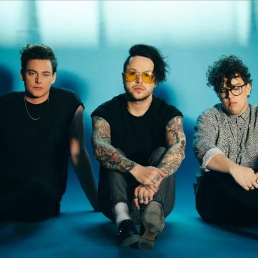 lovelytheband in Vancouver