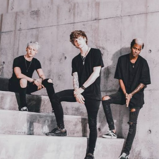 On High Vancouver Tickets
